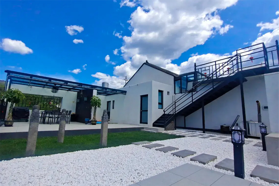 ���ذ���ɽ����Ȫ����