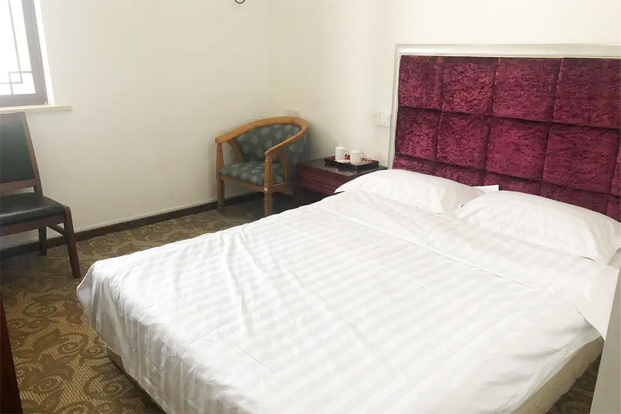 ������ɽл��ɽׯ