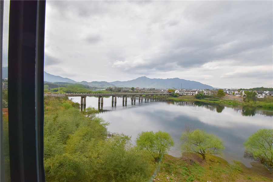 ����ɽ�ӽ�������