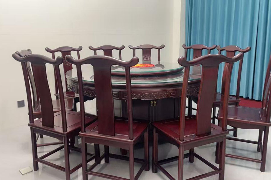 ��ɽإ�˶������־�����