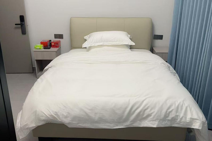 ��ɽإ�˶������־�����