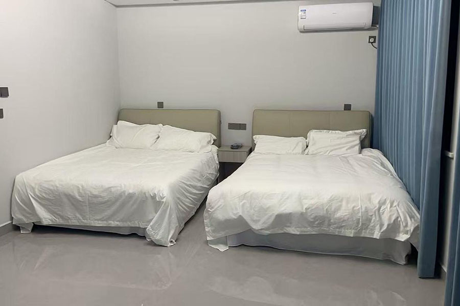 ��ɽإ�˶������־�����