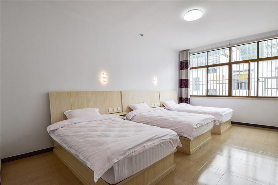 ʯ̨�۵�ɽׯ����