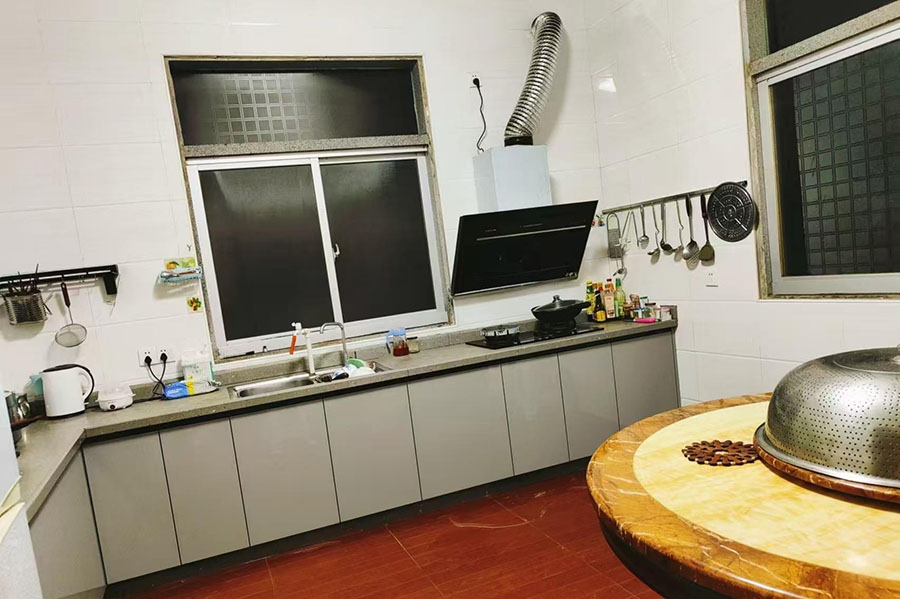 ƽ̶������ʯ����ջ