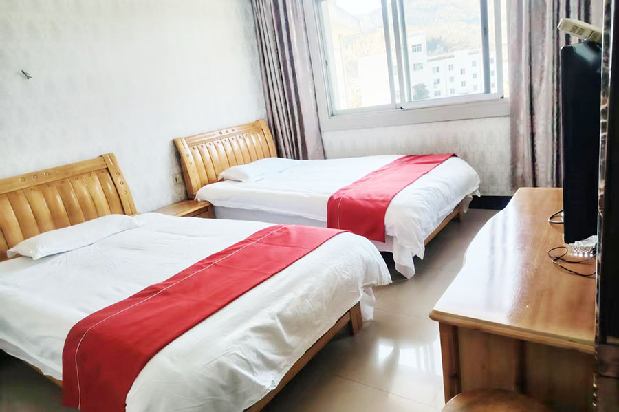 ��ɽإ�˶�ϼ����վ