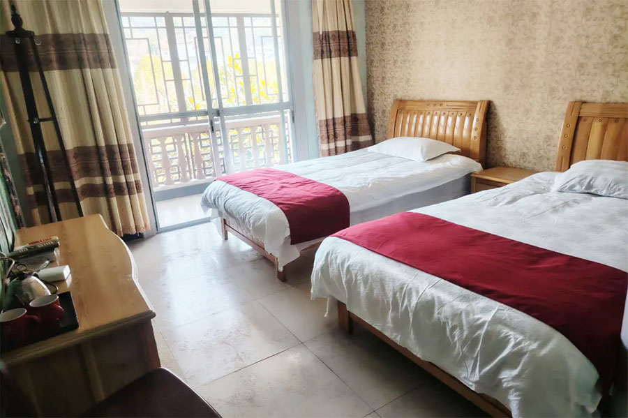 ��ɽإ�˶�ϼ����վ