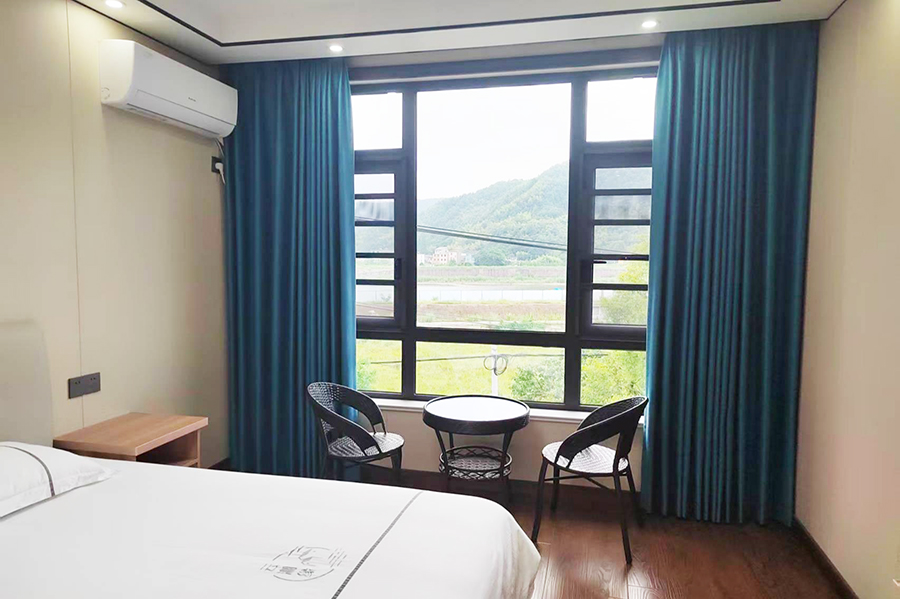 ��������Ե����