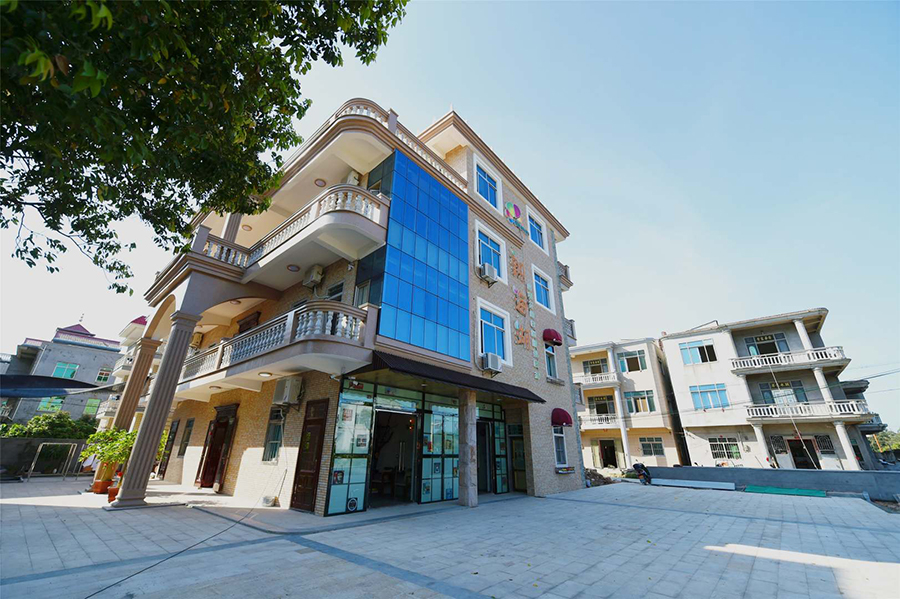 ���޵��׺�������԰��������