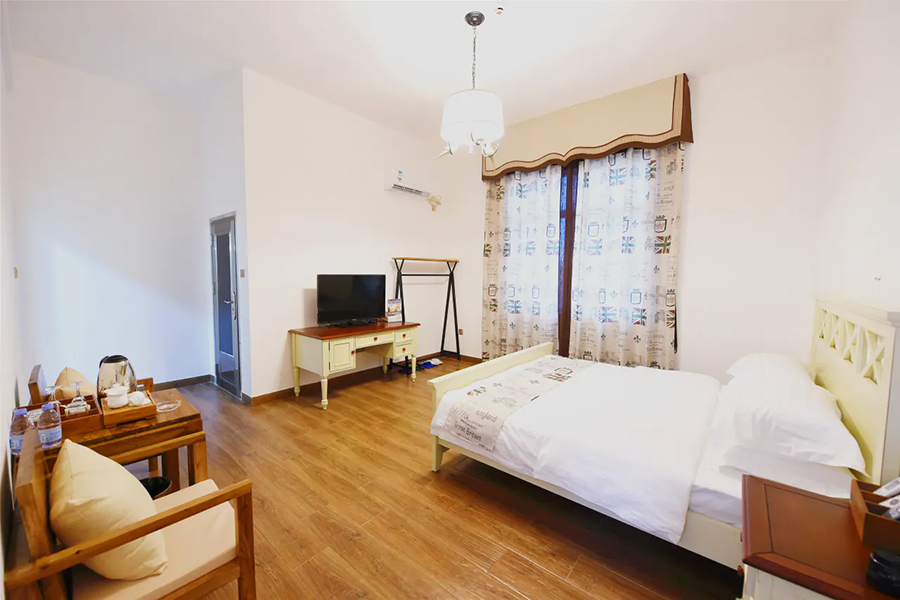 ���޵��׺�������԰��������