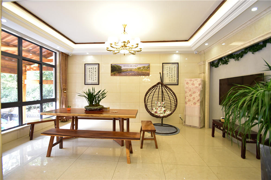 ������԰��վ